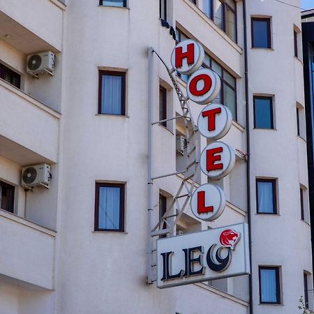 Hotel Leo 佩奇 外观 照片